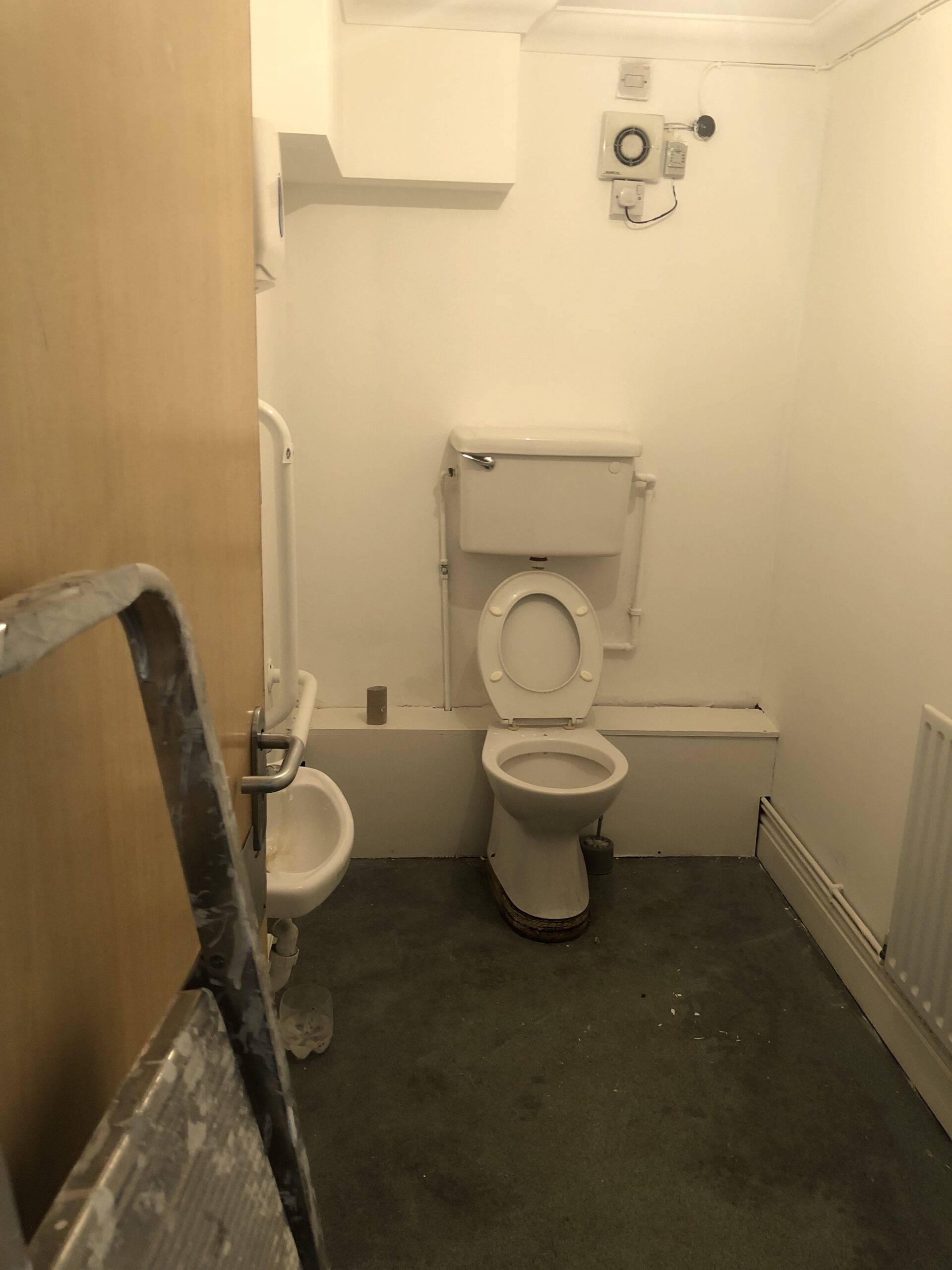 HMO BUILDING WITH 11 X ROOMS